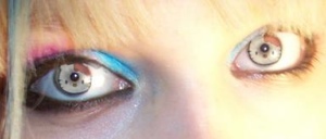 Hello-Kitty-Contacts-2.Thumbnail